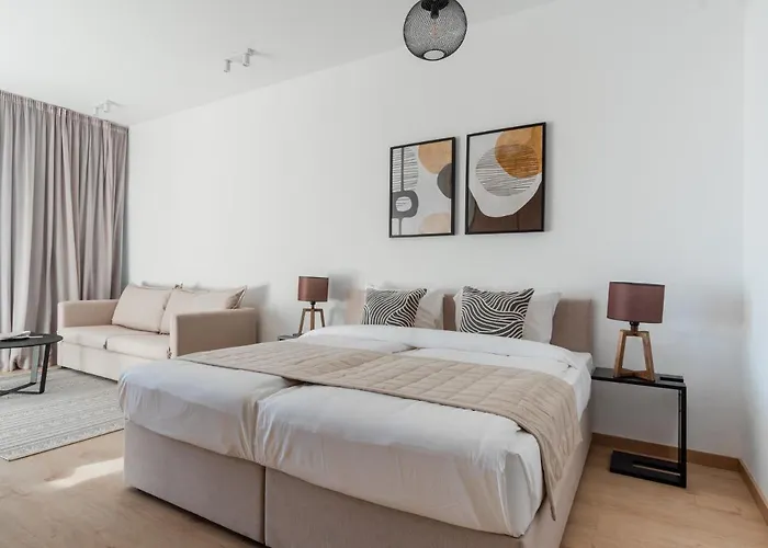 アパート Armonta Residences By Becyprus *